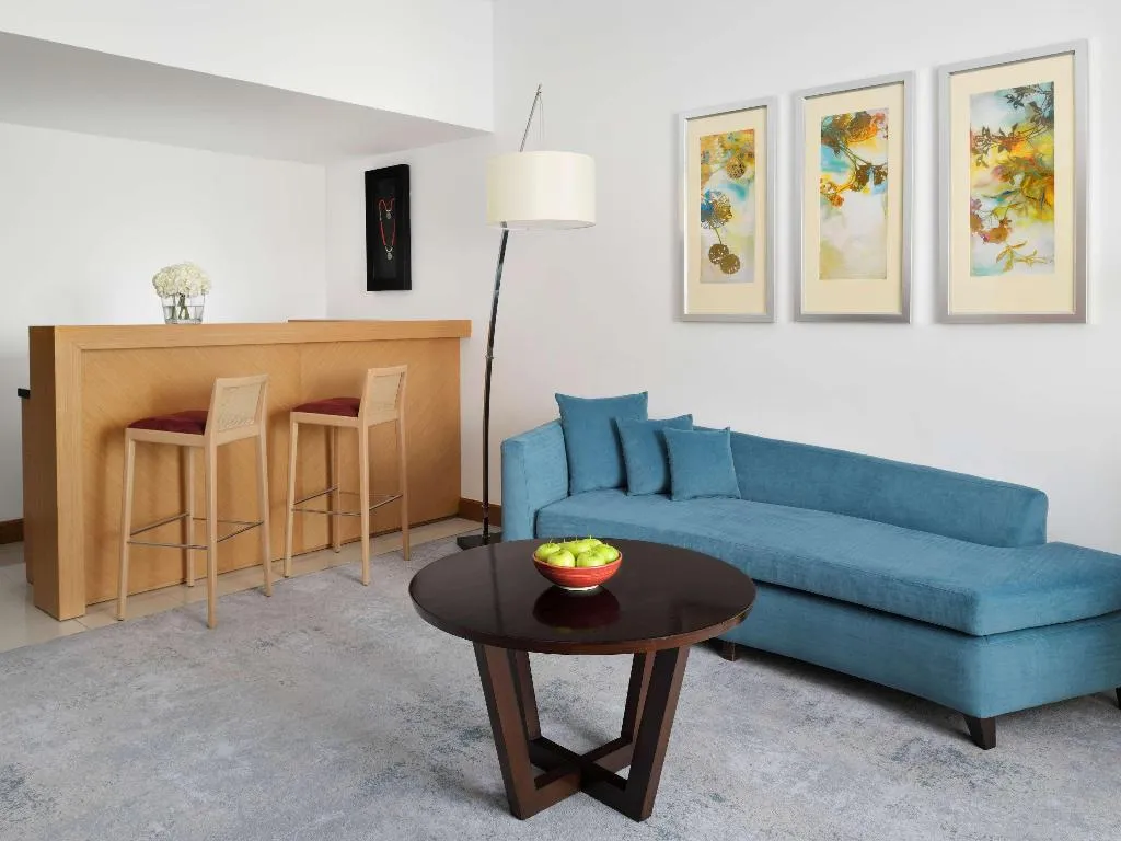 SUITE EXECUTIVE Room, Movenpick Hotel Jumeirah Beach, Dubai