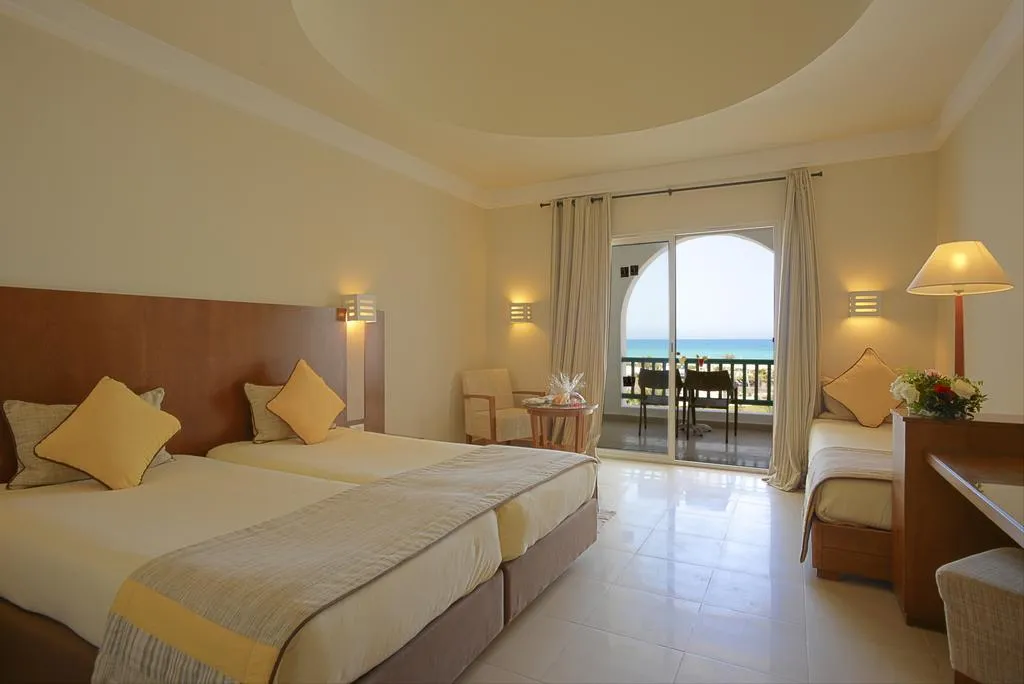 TRIPLE CAPACITY 2 Room, Vincci Helios Beach, Tunisia