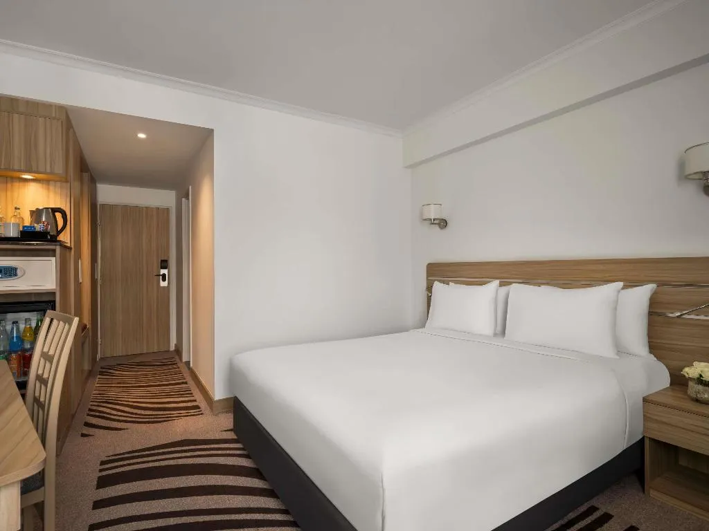 DOUBLE SUPERIOR Room, Novotel Cairo Airport, Cairo