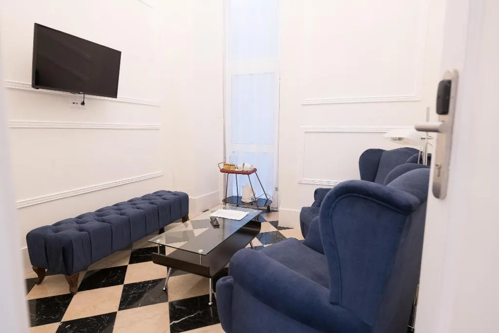 Room, 1869 PrIncipe Real, Lisbon