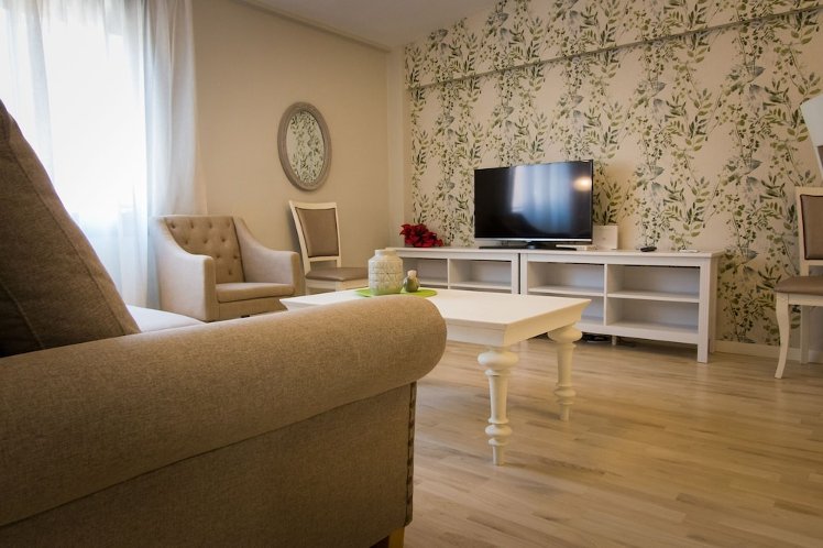 Holidays2Malaga Suites Apartments, Costa Del Sol