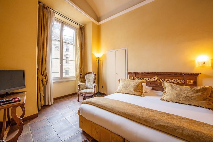 B&B Galileo 2000, Florence