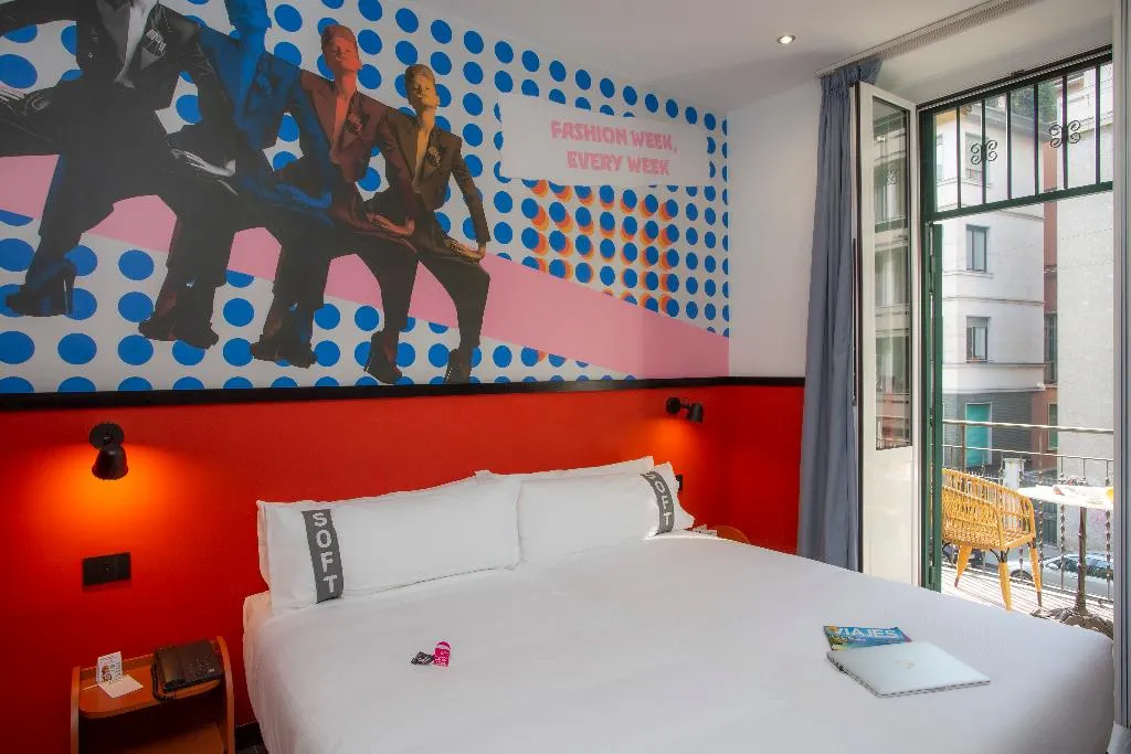 DOUBLE SUPERIOR Room, Casual Eclettico Milano, Milan