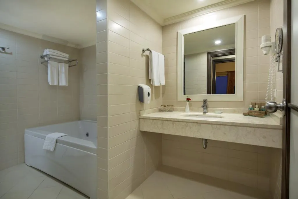 JUNIOR SUITE STANDARD Room, Crystal Family Comfort Collection, Antalya