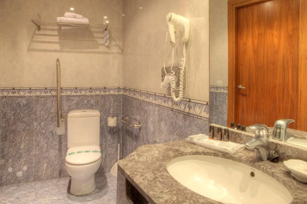 Room, Hotel Sunway Playa Golf & Spa, Sitges, Costa Brava