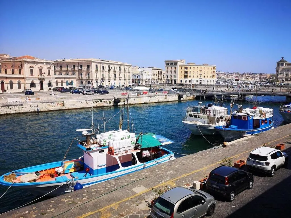 Terrace, L'Approdo Delle Sirene, Catania