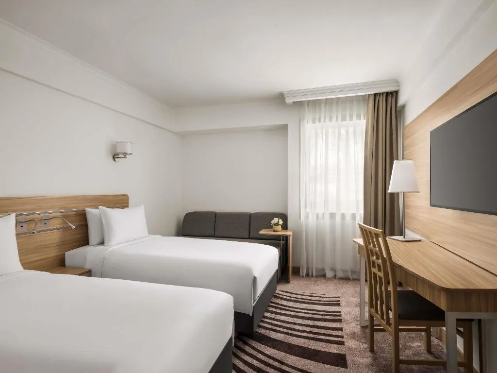 TWIN SUPERIOR Room, Novotel Cairo Airport, Cairo