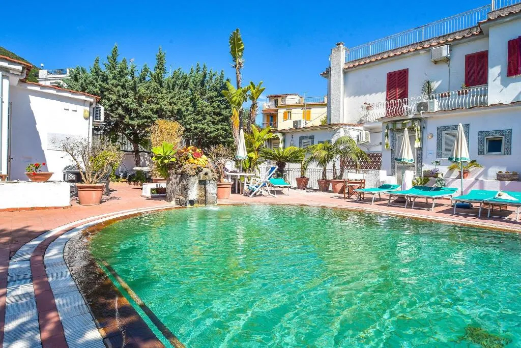 Pool, Villa Tina, Naples