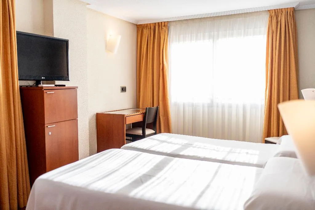 TRIPLE STANDARD Room, Torreluz Centro, Costa Almeria