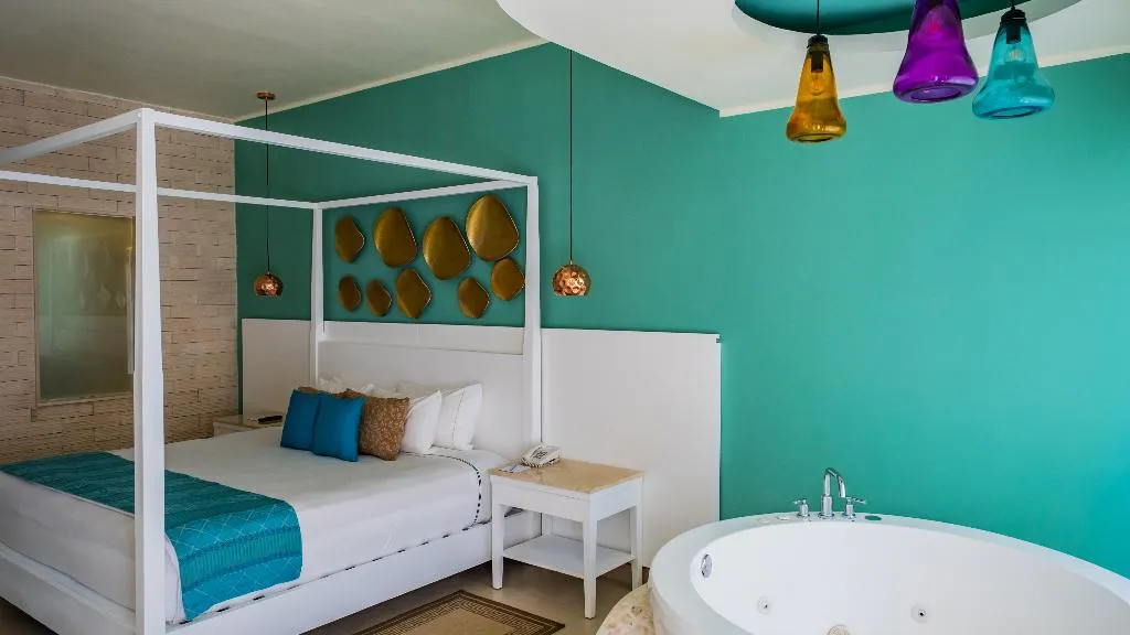 JUNIOR SUITE POOL VIEW Room, Iberostar Selection Riviera Cancun, Cancun Area