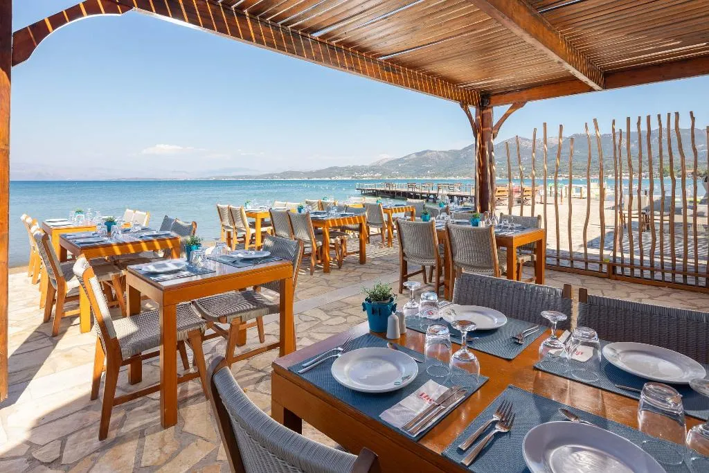 Restaurant, Roda Beach Resort and Spa, Corfu