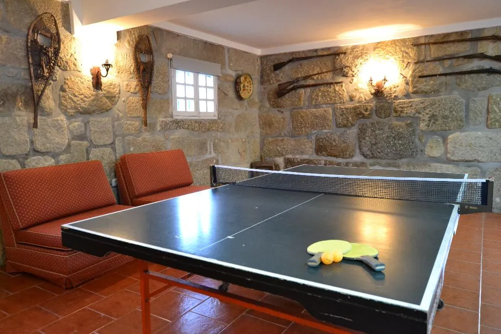 Sports and Entertainment, Casa Das Paredes, Porto