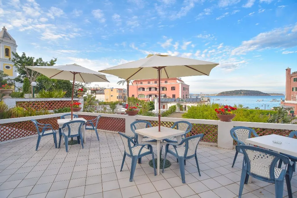 Terrace, Villa Panoramica, Naples