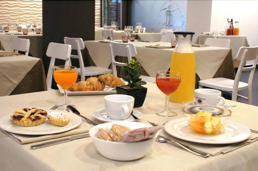 Restaurant, Leopardi Business Hotel, Naples