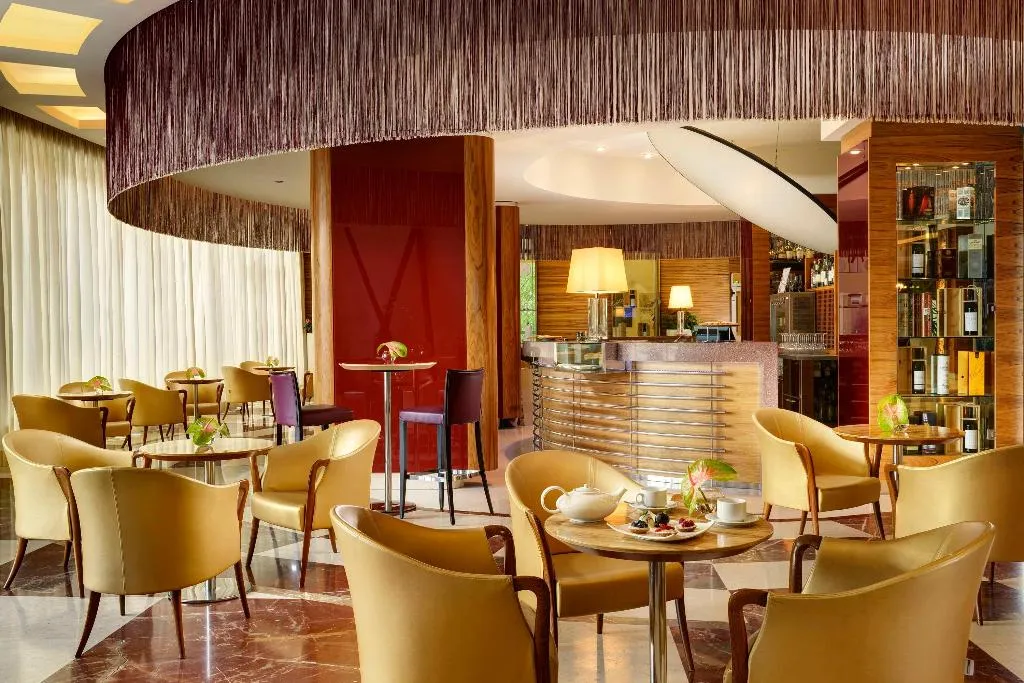 Bar, UNA HOTELS Expo Fiera Milano, Milan