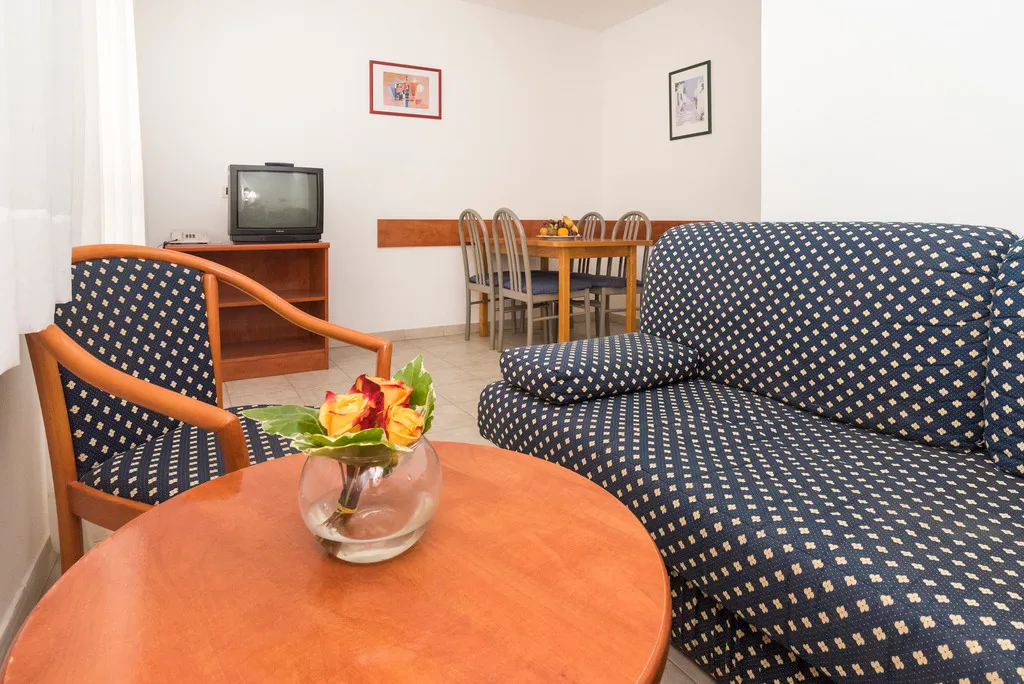 APARTMENT CAPACITY 4 Room, Apartments Polynesia Plava Laguna, Istria
