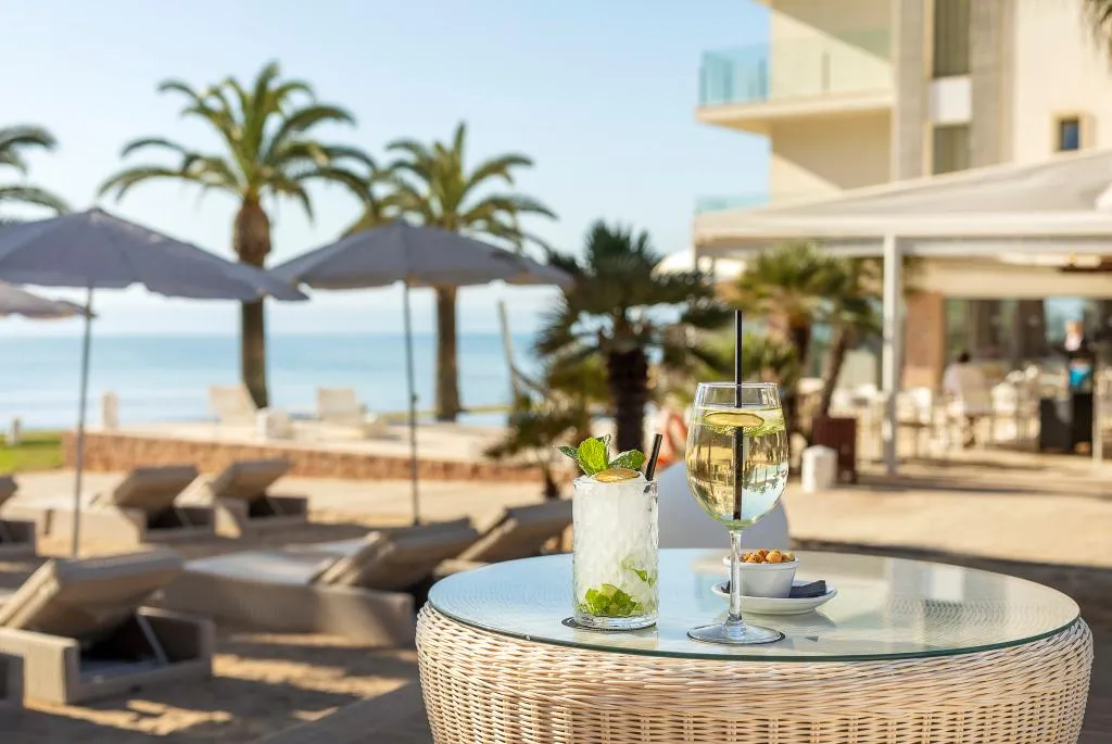 Terrace, Melbeach Hotel & Spa, Majorca