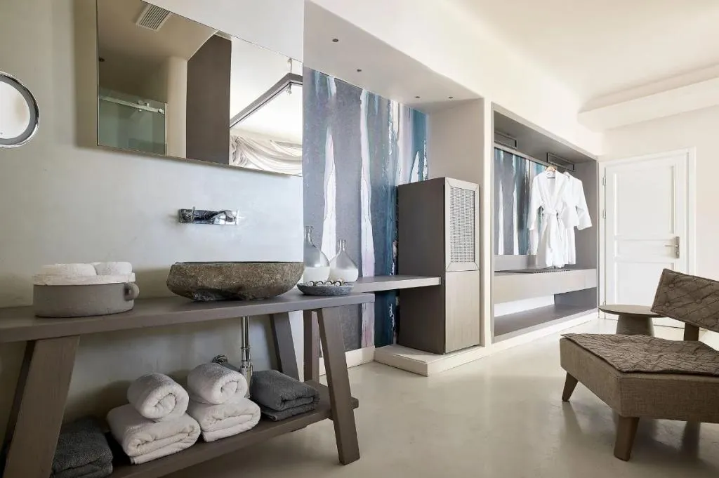 SUITE SEA VIEW WITH PRIVATE POOL Room, Amazon Mykonos Resort & Spa, Mykonos