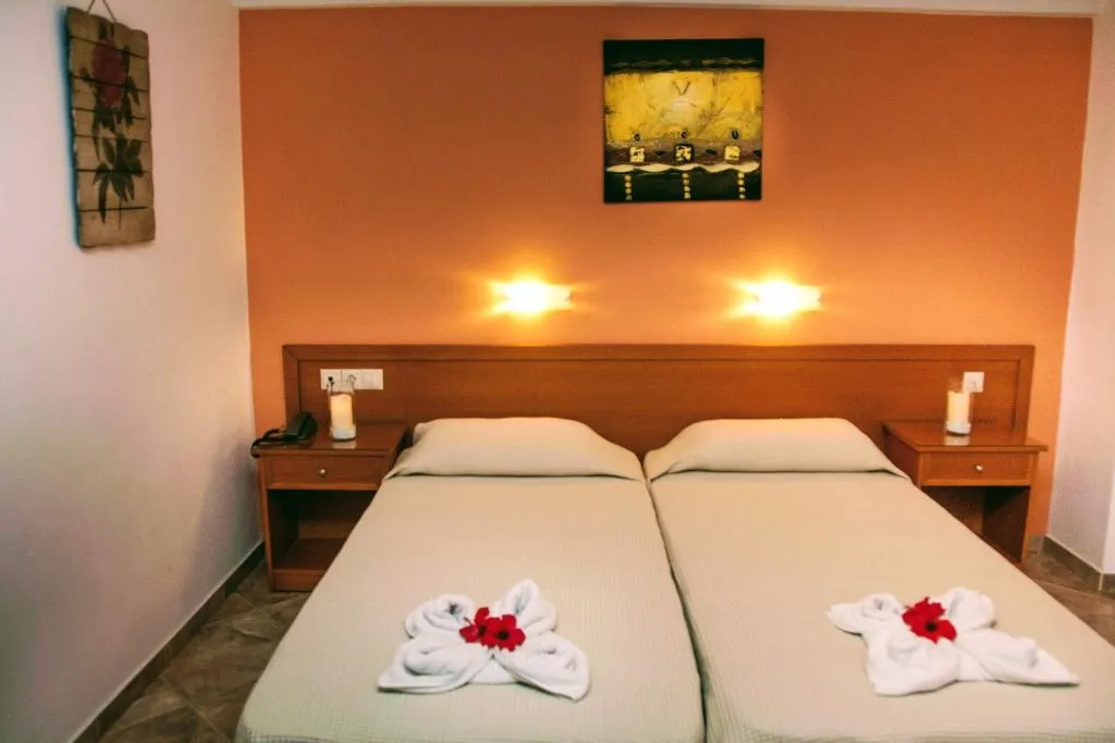 APARTMENT CAPACITY 4 ONE BEDROOM Room, Ippoliti Village, Crete
