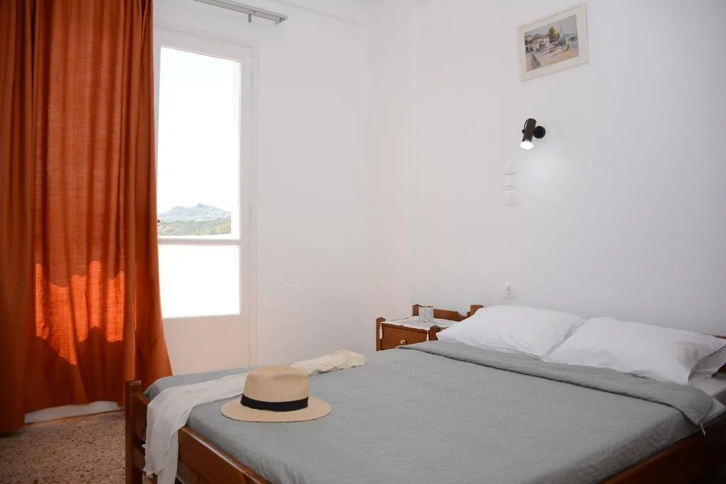 APARTMENT TWO BEDROOMS Room, Miss Soula  by Checkin, Crete