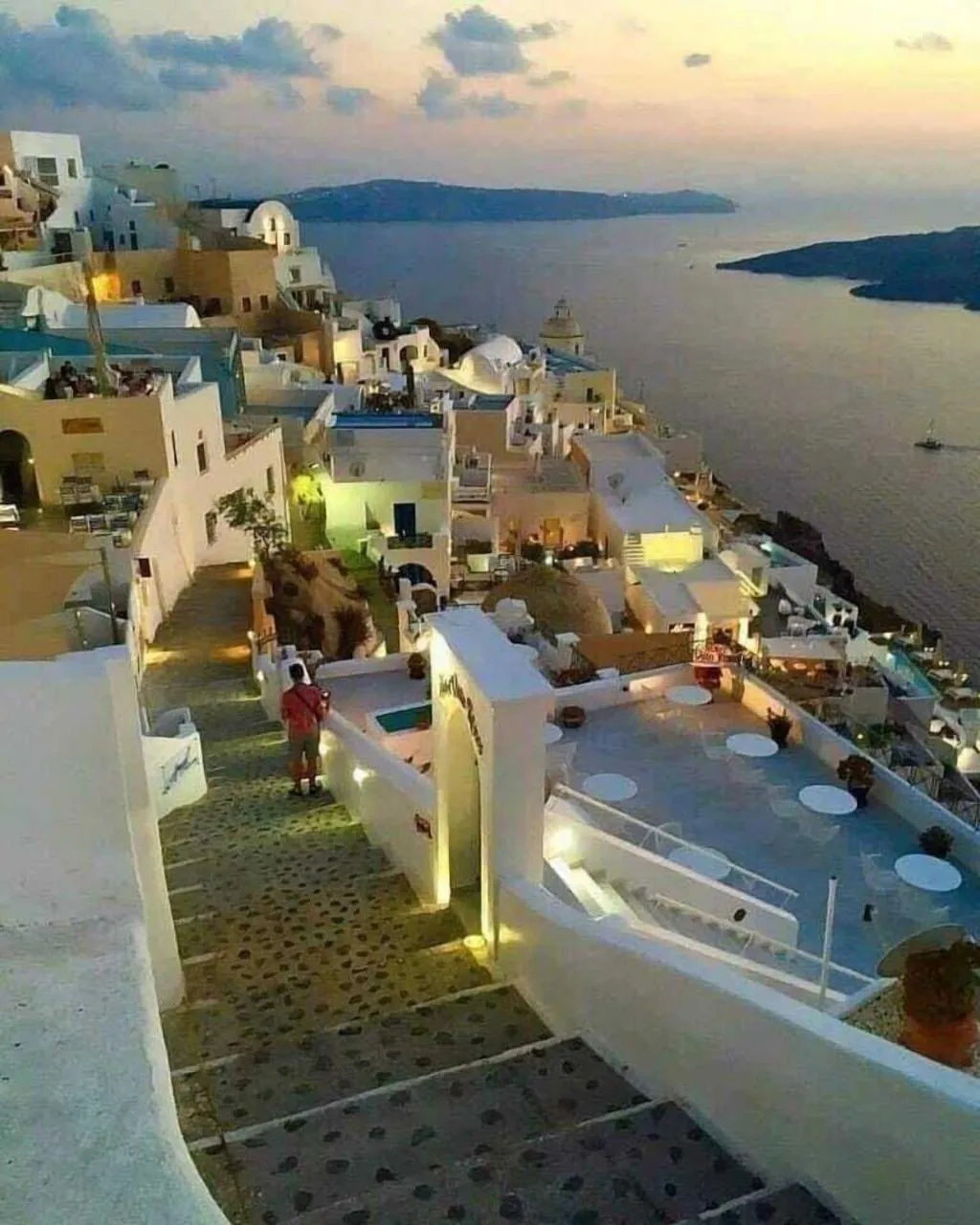 Sports and Entertainment, Pleasure Beachside Studios, Santorini