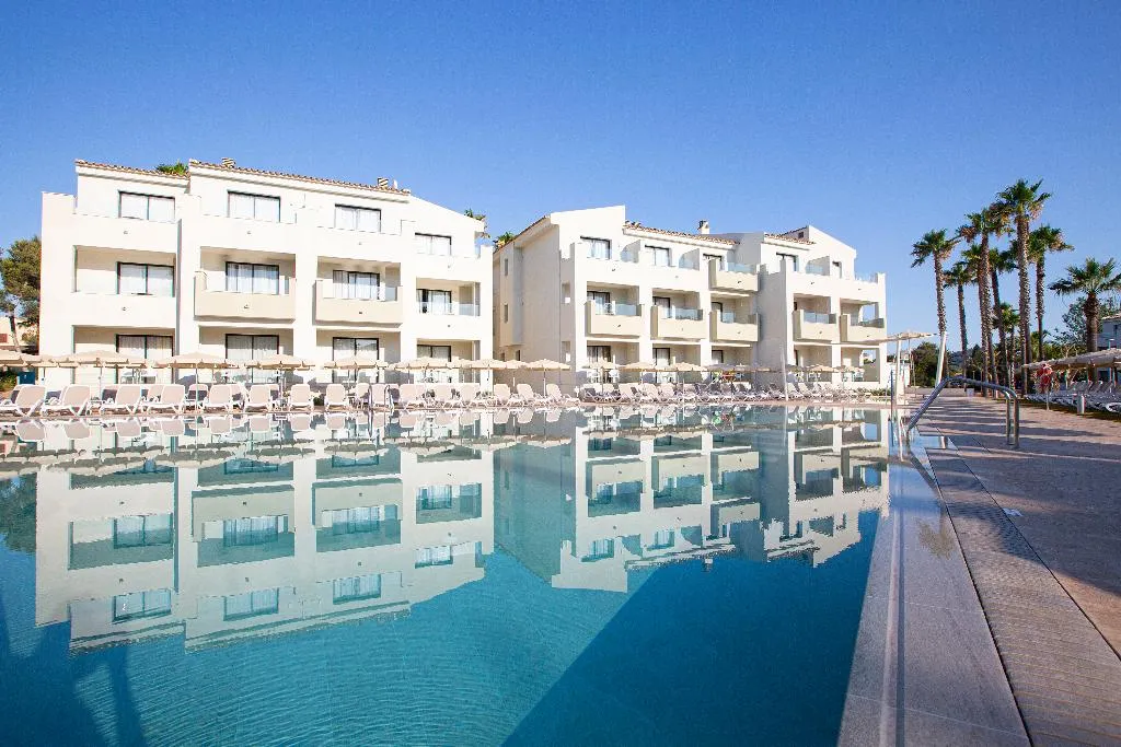 Pool, Hipotels Mediterraneo Club, Majorca