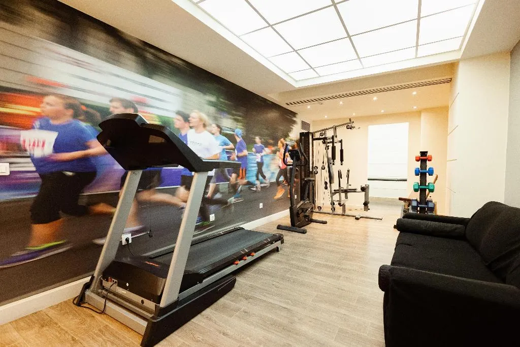 Sports and Entertainment, Best Western Plus Embassy Hotel, Athens