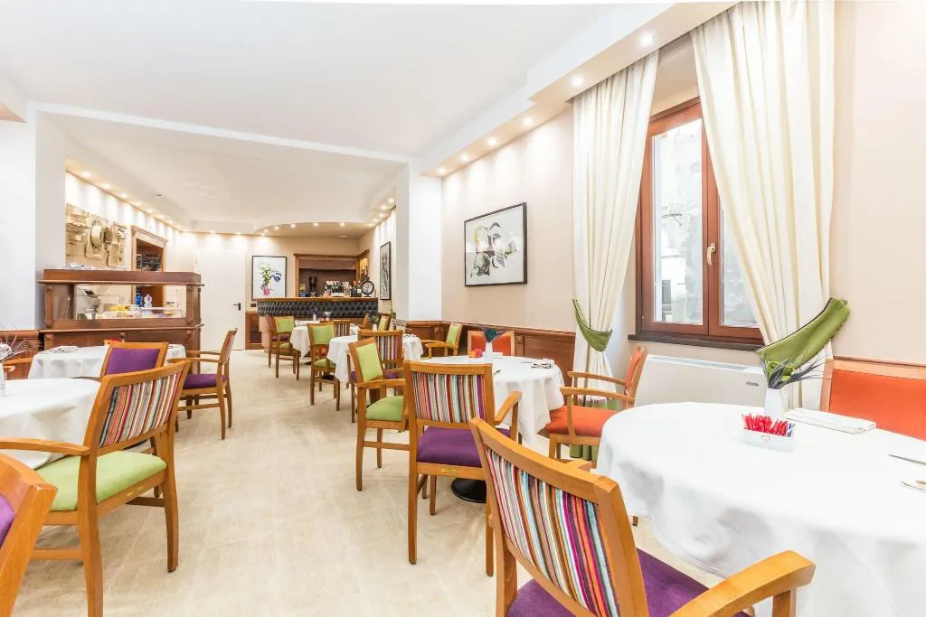 Restaurant, Duomo, Perugia