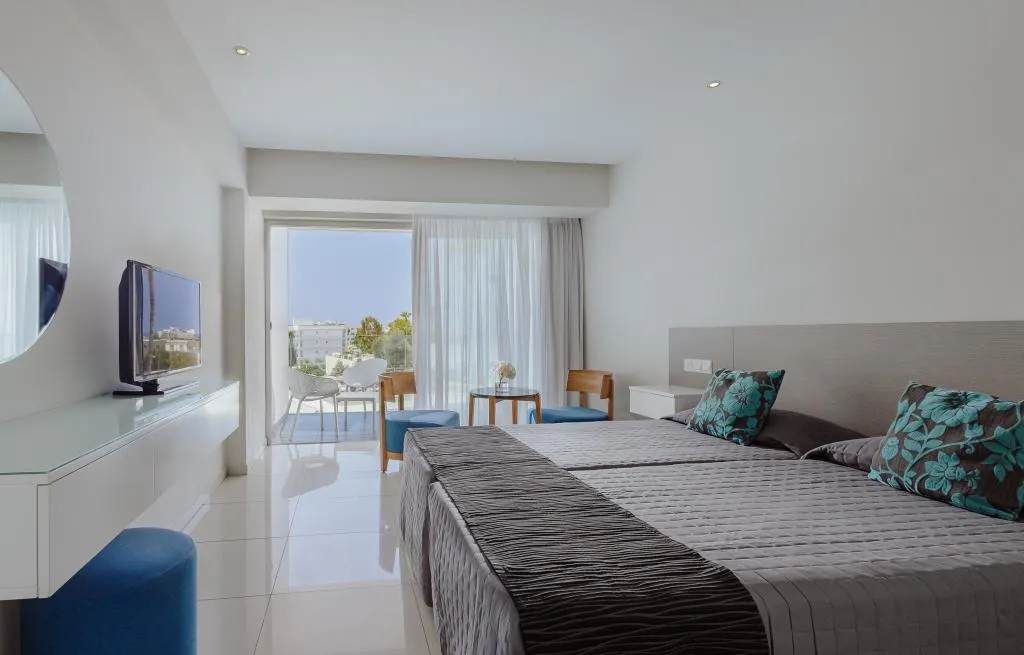 Double or Twin STANDARD Room, River Rock Hotel, Cyprus