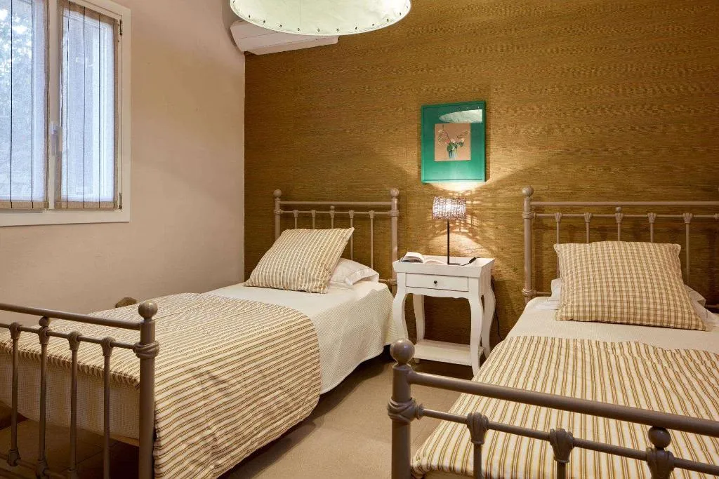 Room, Diles & Rinies, Mykonos