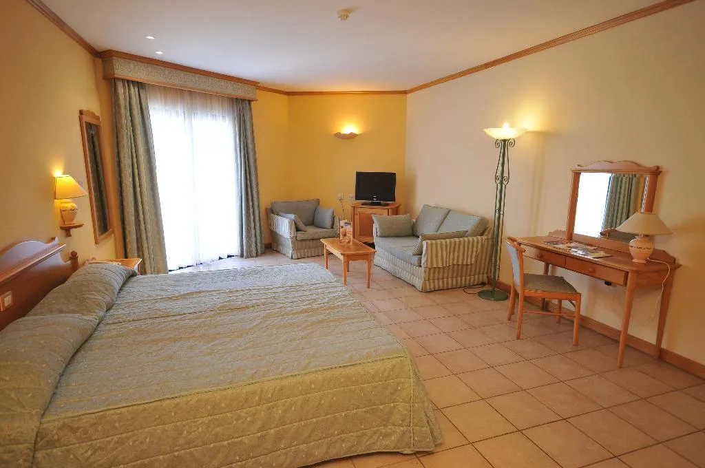 SINGLE LAND VIEW Room, Grand Hotel Gozo, Gozo
