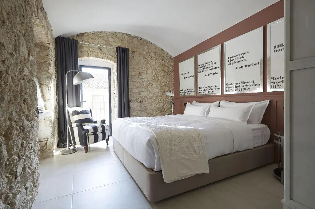 Room, Llimona Suites, Costa Brava