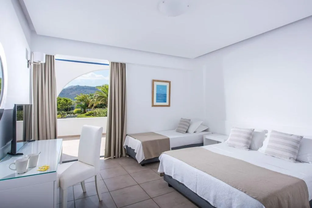 DOUBLE MOUNTAIN VIEW Room, Peninsula Resort & Spa, Crete