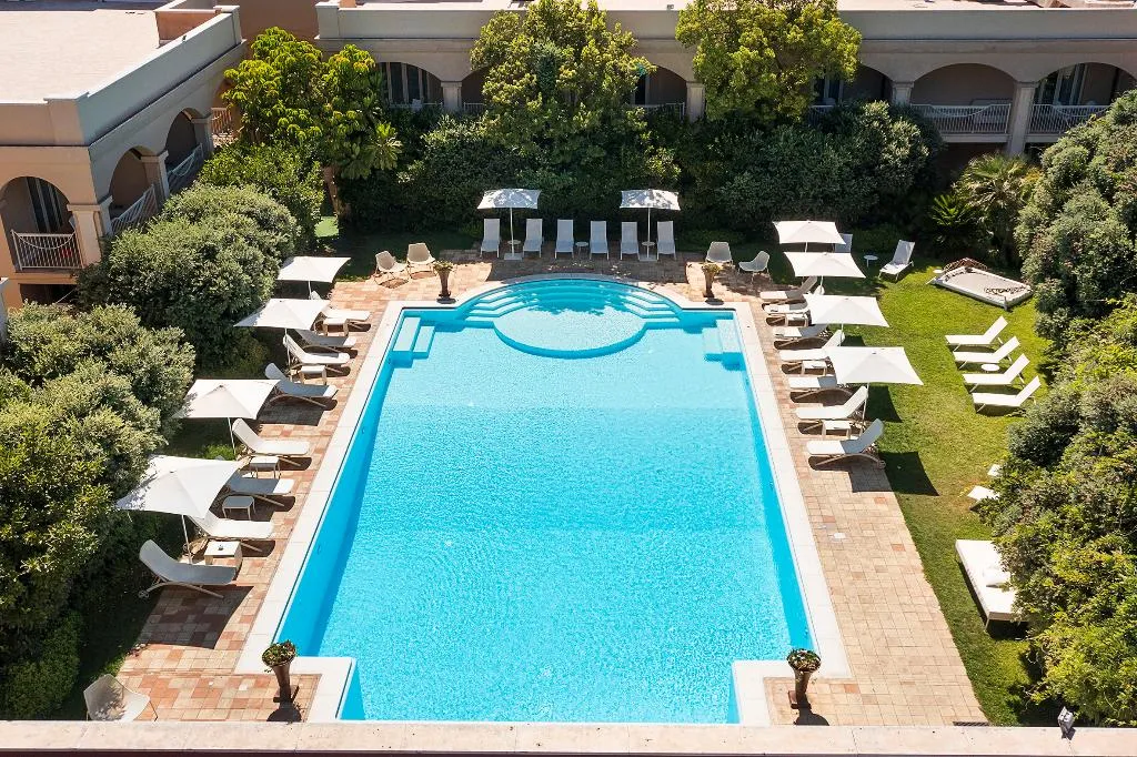Pool, Romano Palace, Catania