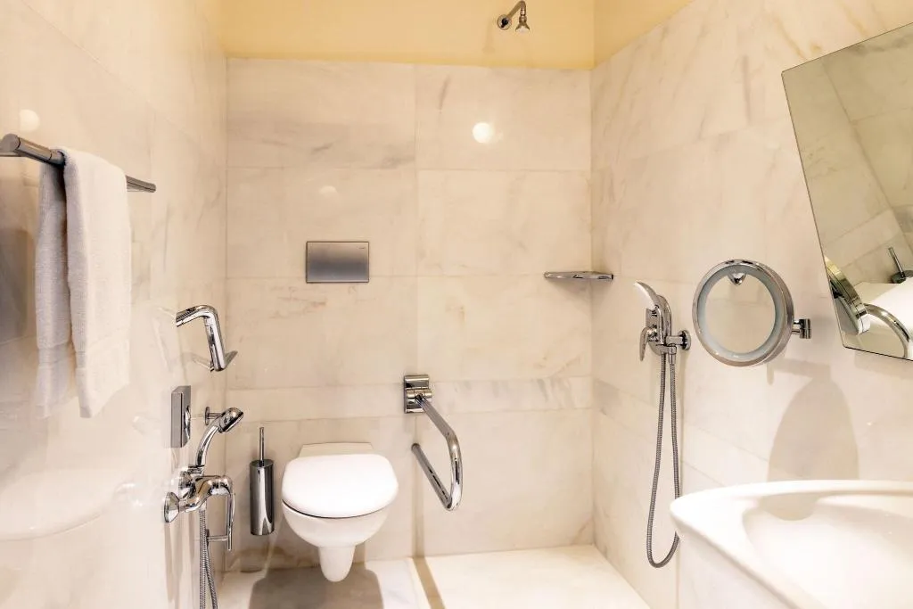 SUITE KING BED ONE BEDROOM  Room, JW Venice, Venice