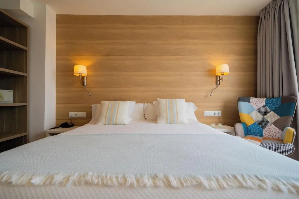 Room, Hostal Menurka, Menorca