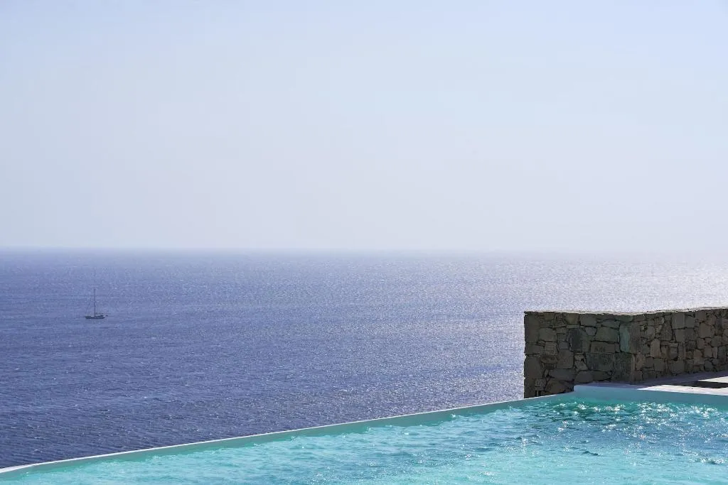 Sports and Entertainment, Radisson Blu Euphoria Resort, Mykonos