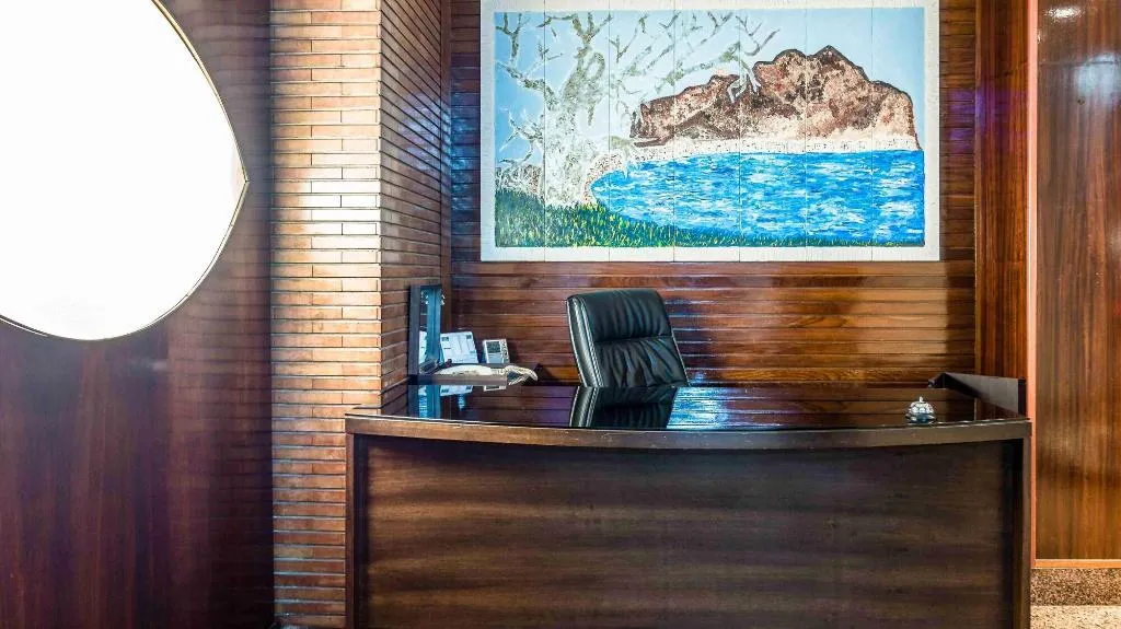 Lobby, Suite In Center, Palermo