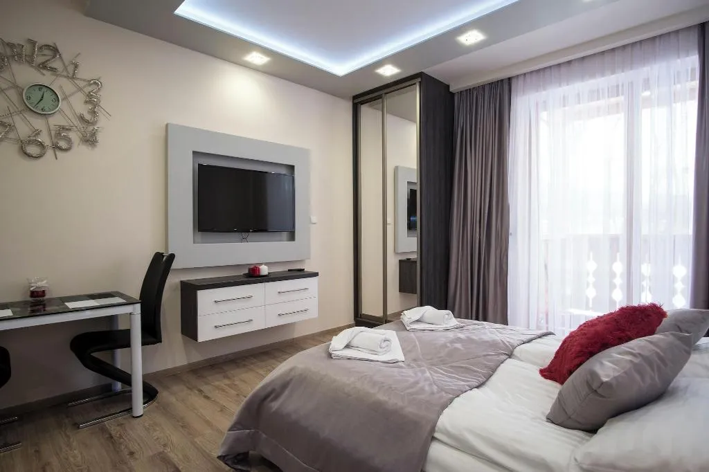 Room, ApartHotel Giewont, Krakow