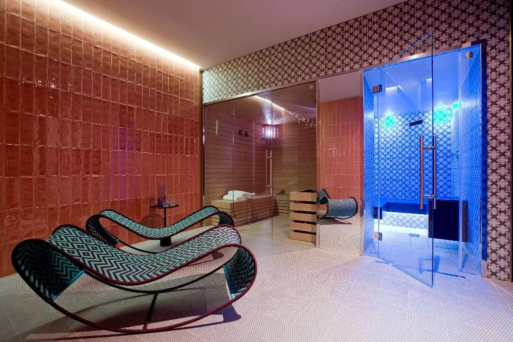 Sports and Entertainment, Room Mate Collection Giulia, Milan, Milan