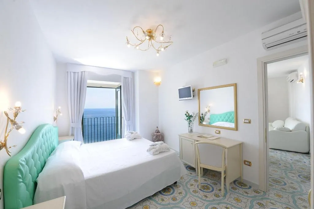 Room, Villa Maria Pia, Naples