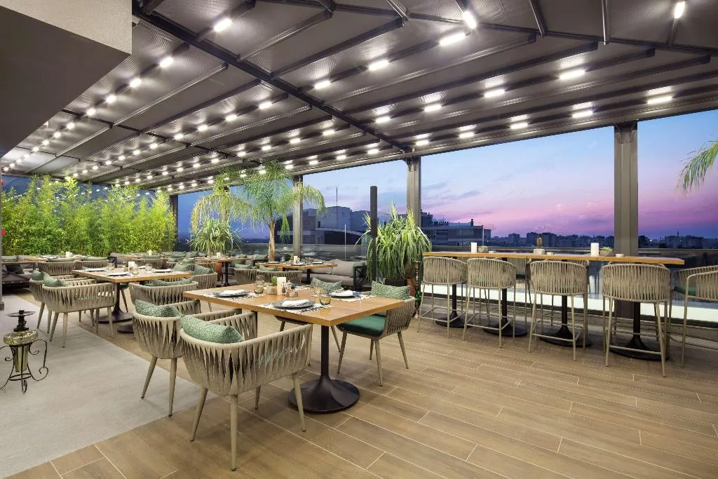 Restaurant, Doubletree Hilton Antalya City Centre, Antalya