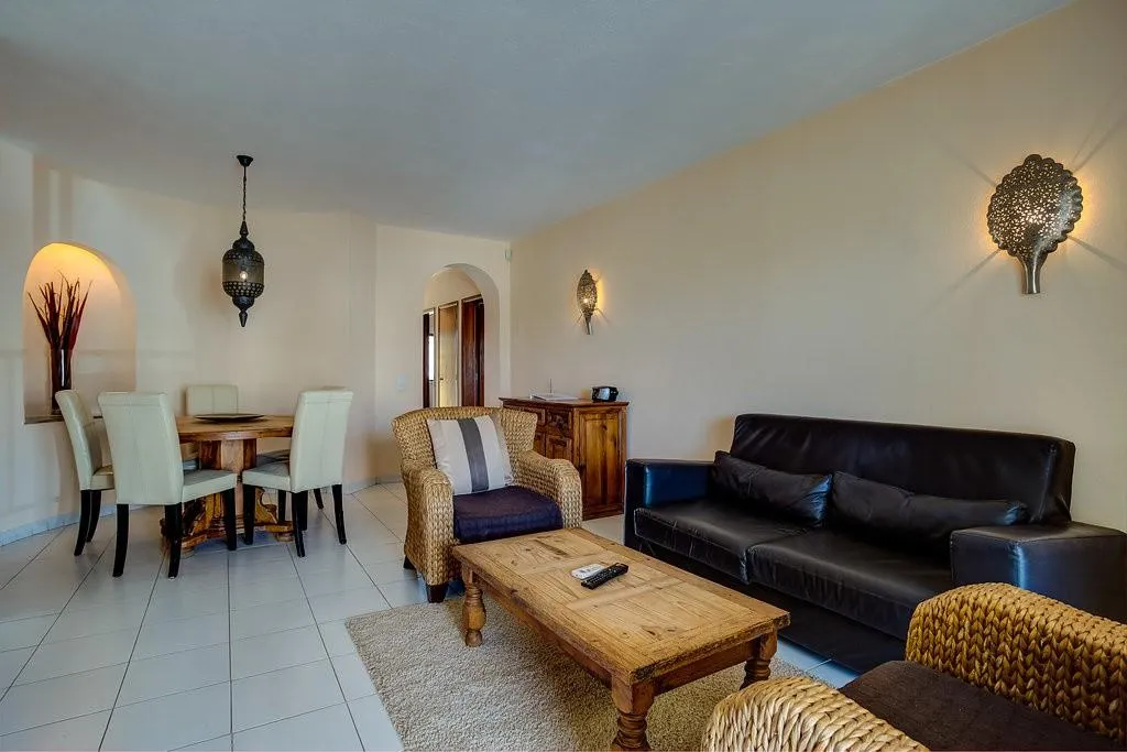 APARTMENT SEA VIEW TWO BEDROOMS Room, Monte Dourado, Algarve