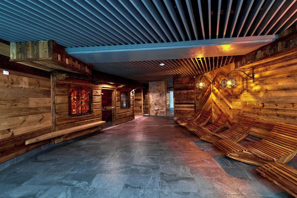 Sports and Entertainment, ApartHotel Giewont, Krakow