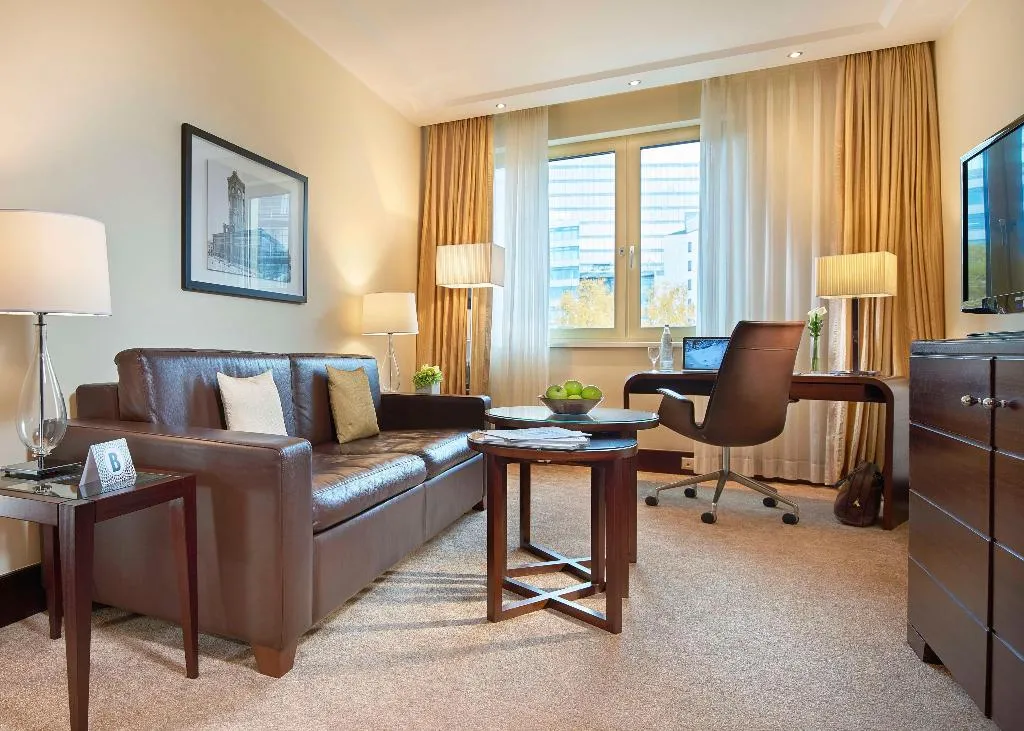 SUITE WITH BALCONY Room, Vignette Collection Bristol Berlin, Berlin