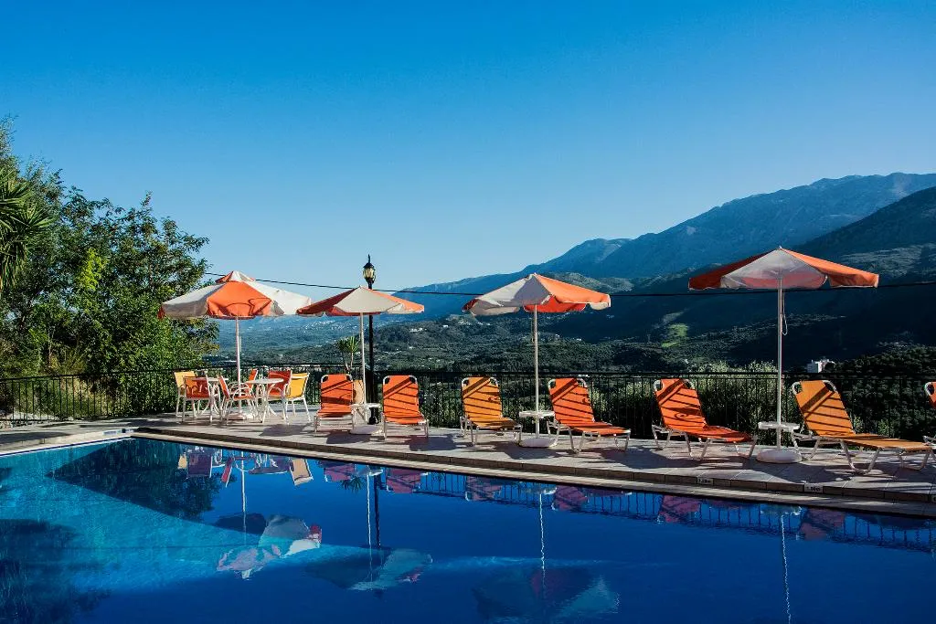 Pool, Alkion, Crete