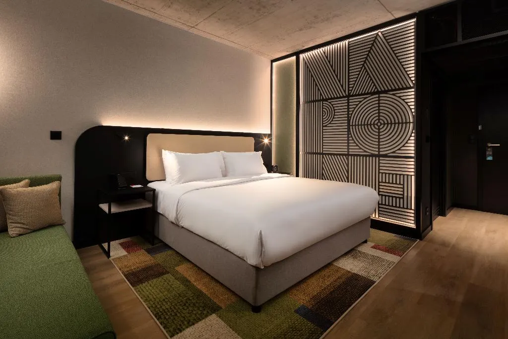 DOUBLE KING SIZE BED Room, Hyatt Place Krakow, Krakow