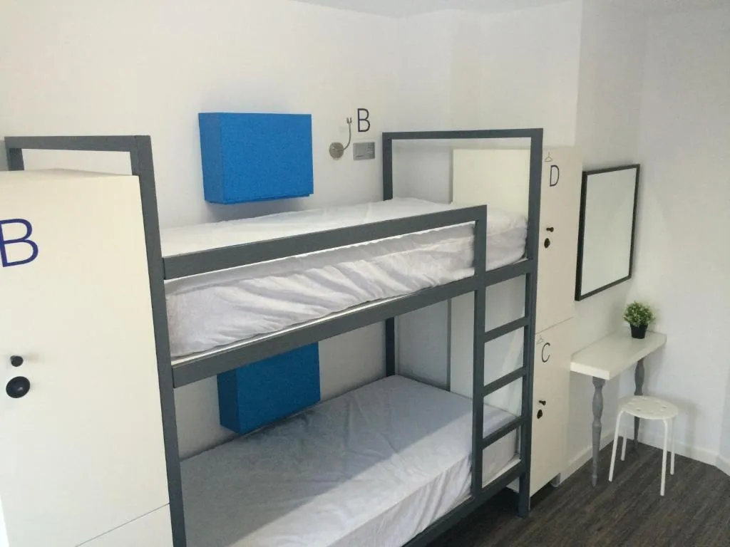 Bed in dormitory CAPACITY 6 Room, Chameleon Hostel Alicante, Costa Blanca