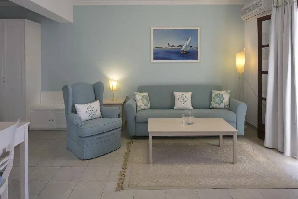 Room, Magic, Skiathos