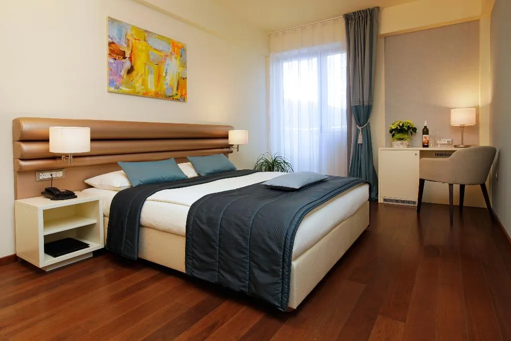 DOUBLE STANDARD Room, Korkyra, Dubrovnik